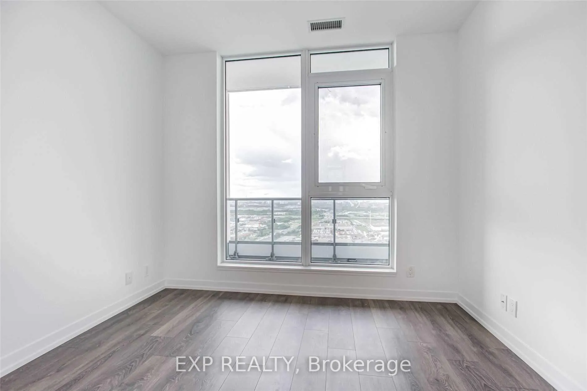 Photo 12 of Unit 2908, 950 Portage Parkway, Vaughan, Vaughan Corporate Centre — HOMEH