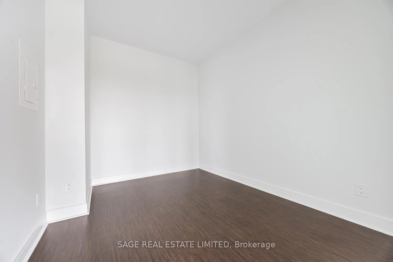 Photo 14 of Unit 803, 35 Brian Peck Crescent, Toronto, Thorncliffe Park — HOMEH