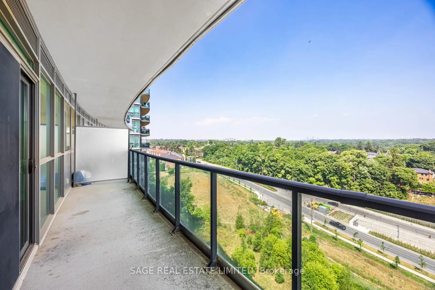 Photo 18 of Unit 803, 35 Brian Peck Crescent, Toronto, Thorncliffe Park — HOMEH