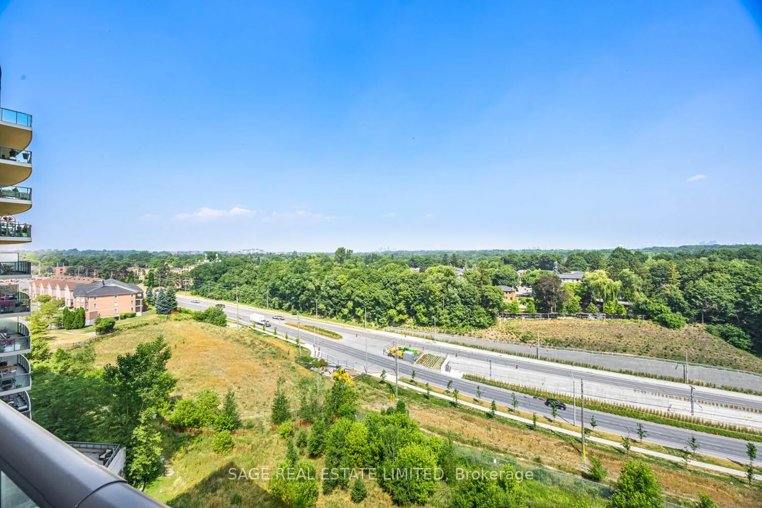 Photo 19 of Unit 803, 35 Brian Peck Crescent, Toronto, Thorncliffe Park — HOMEH