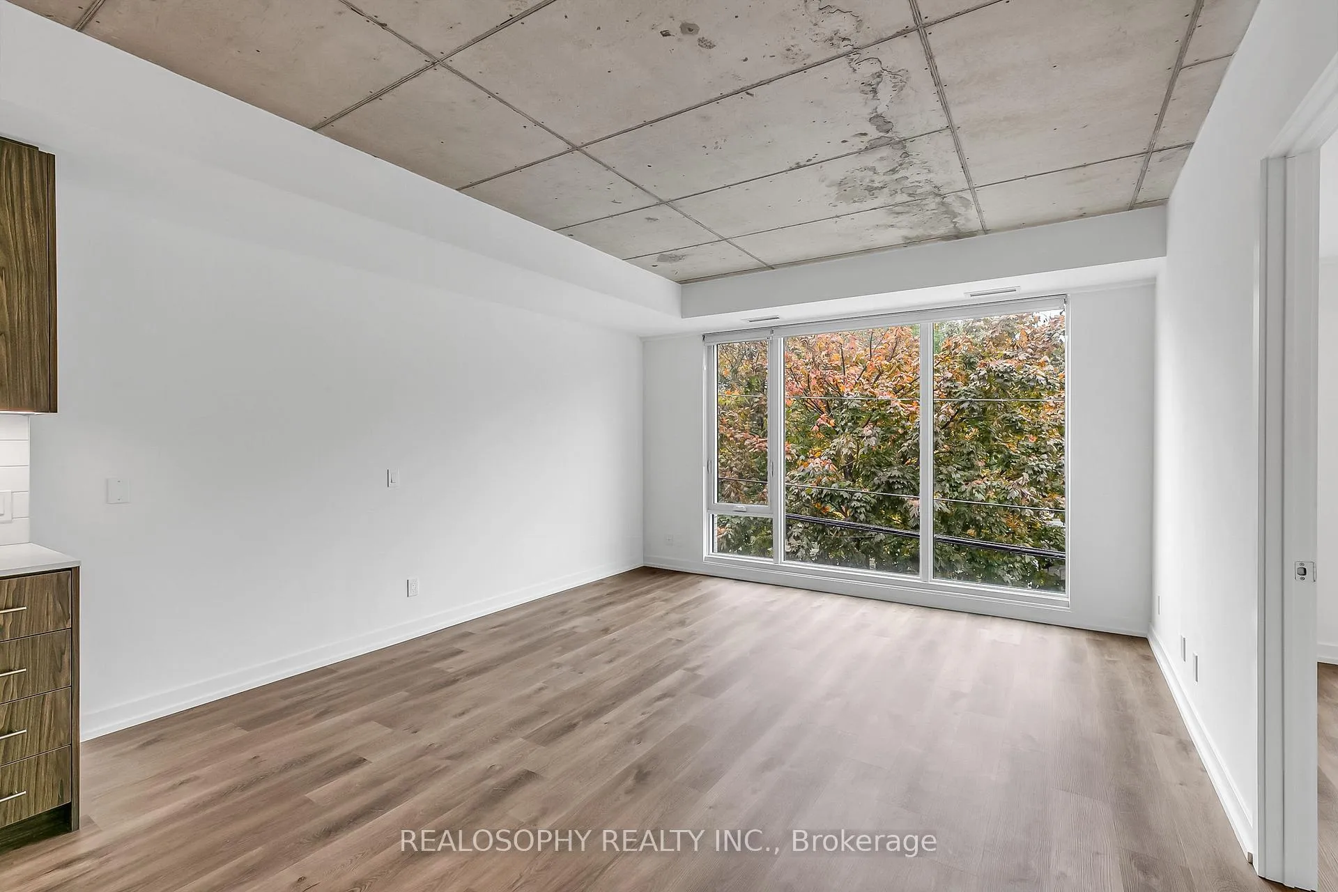 Photo 6 of Unit 211, 115 Larchmount Avenue, Toronto, South Riverdale — HOMEH