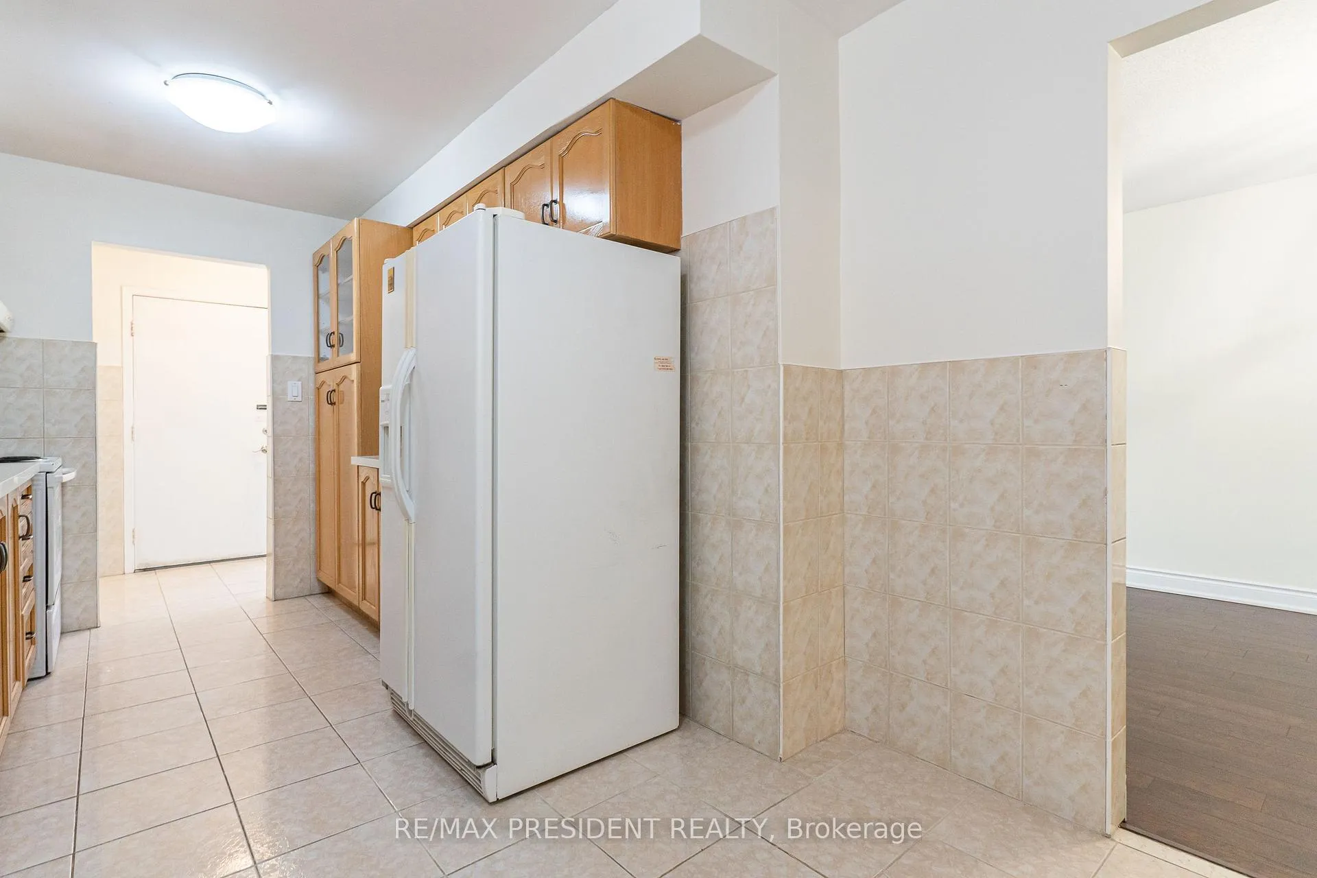 Photo 12 of Unit (Upper), 17 Manitou Crescent, Brampton, Central Park — HOMEH