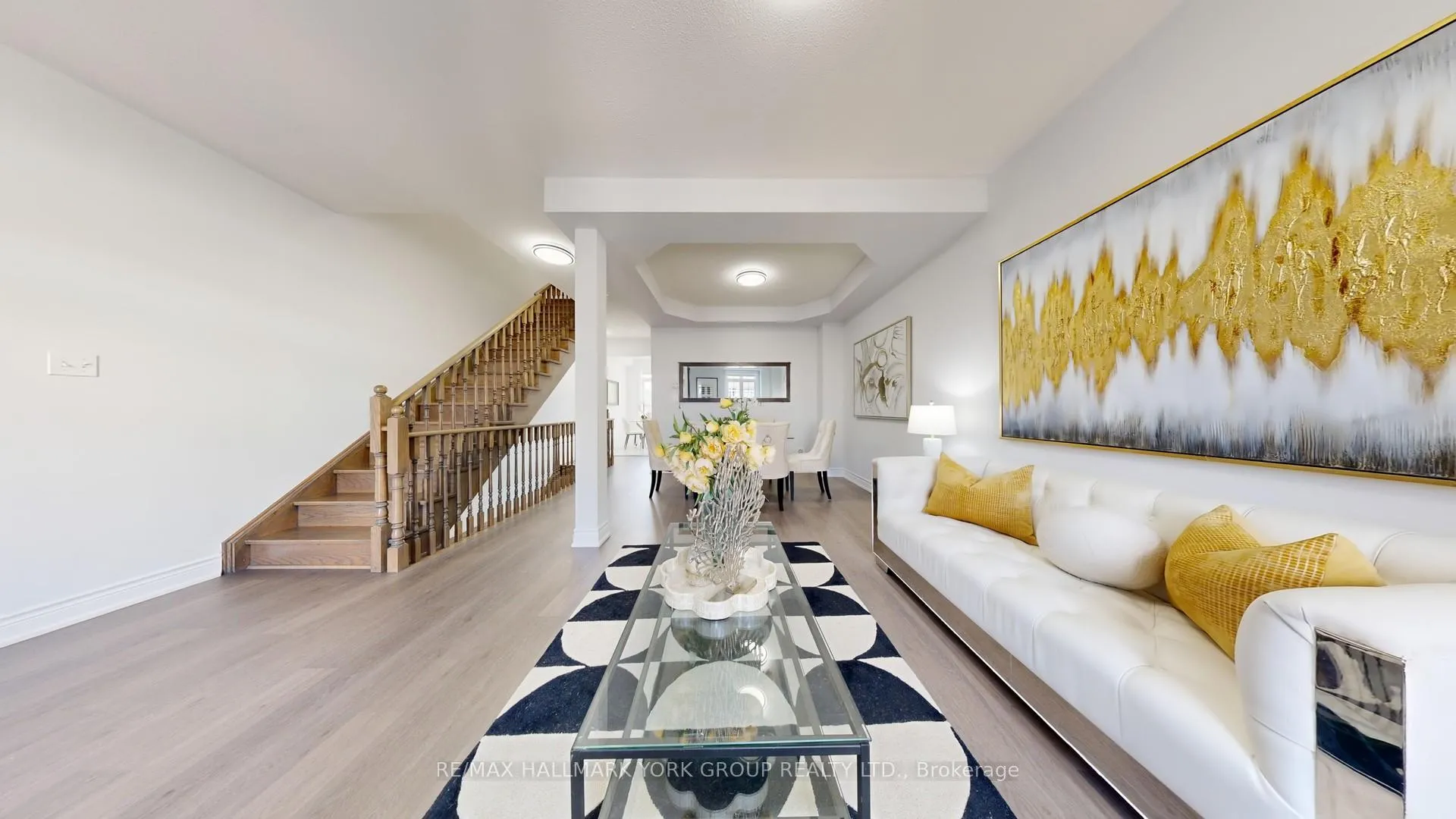 Photo 8 of 6 Roy Grove Way, Markham, Greensborough — HOMEH