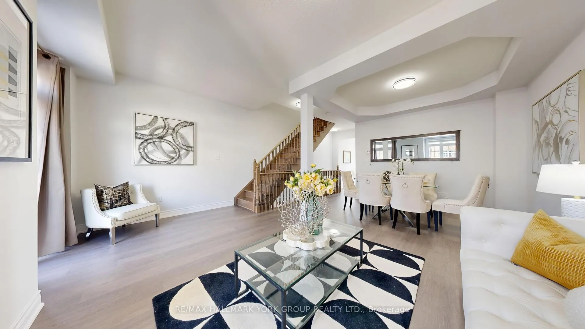 Photo 10 of 6 Roy Grove Way, Markham, Greensborough — HOMEH