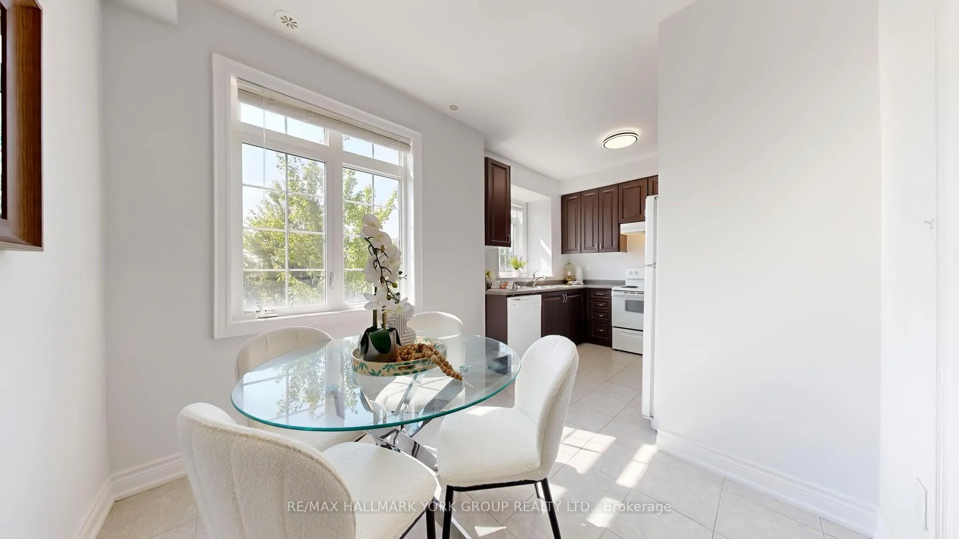 Photo 20 of 6 Roy Grove Way, Markham, Greensborough — HOMEH