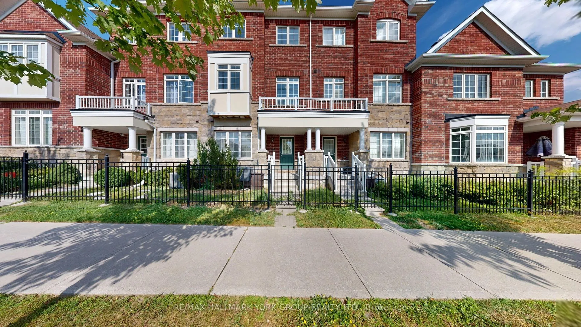 Photo 48 of 6 Roy Grove Way, Markham, Greensborough — HOMEH