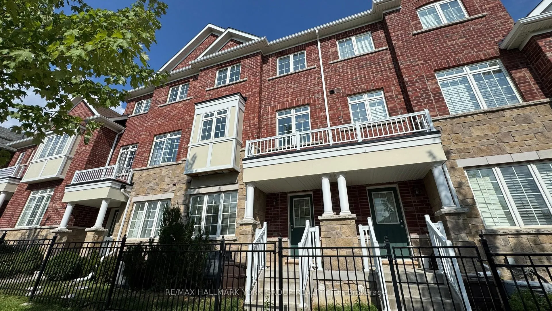 Photo 49 of 6 Roy Grove Way, Markham, Greensborough — HOMEH