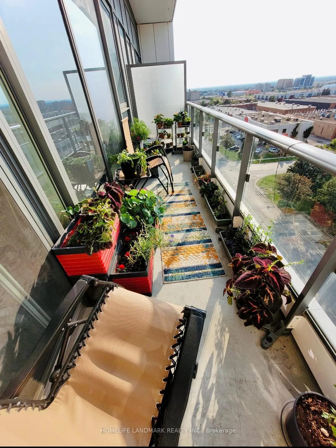 Photo 6 of Unit 907, 898 Portage Parkway, Vaughan, Vaughan Corporate Centre — HOMEH