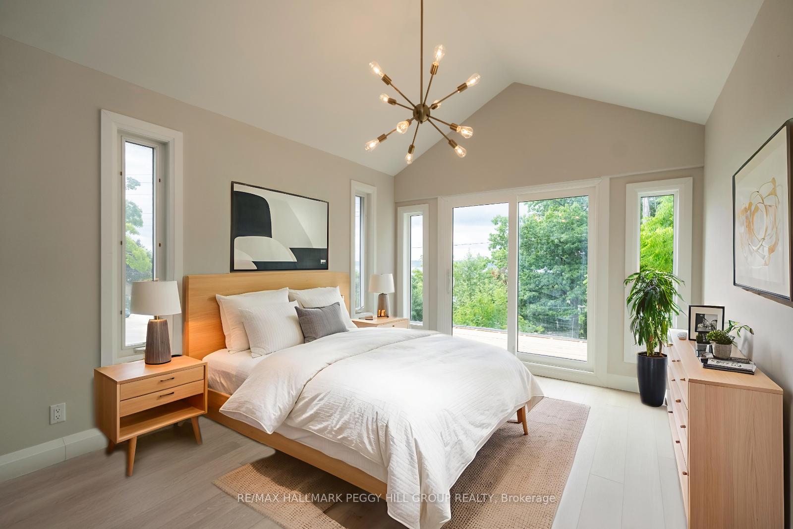 Photo 9 of 425 Codrington Street, Barrie, Codrington — HOMEH