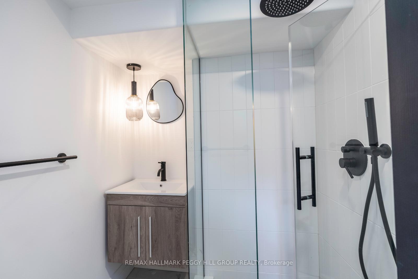 Photo 18 of 425 Codrington Street, Barrie, Codrington — HOMEH