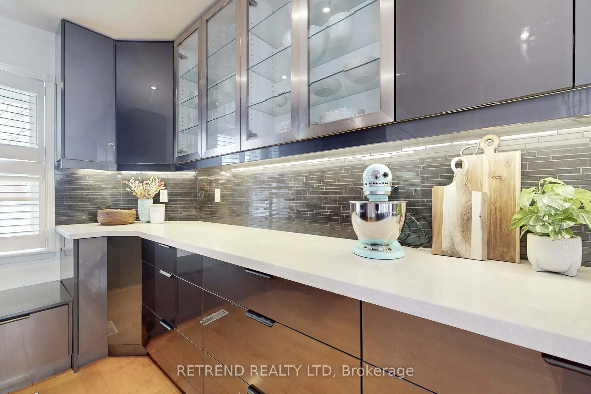 Photo 5 of 110 confederation Way, Markham, Thornhill — HOMEH