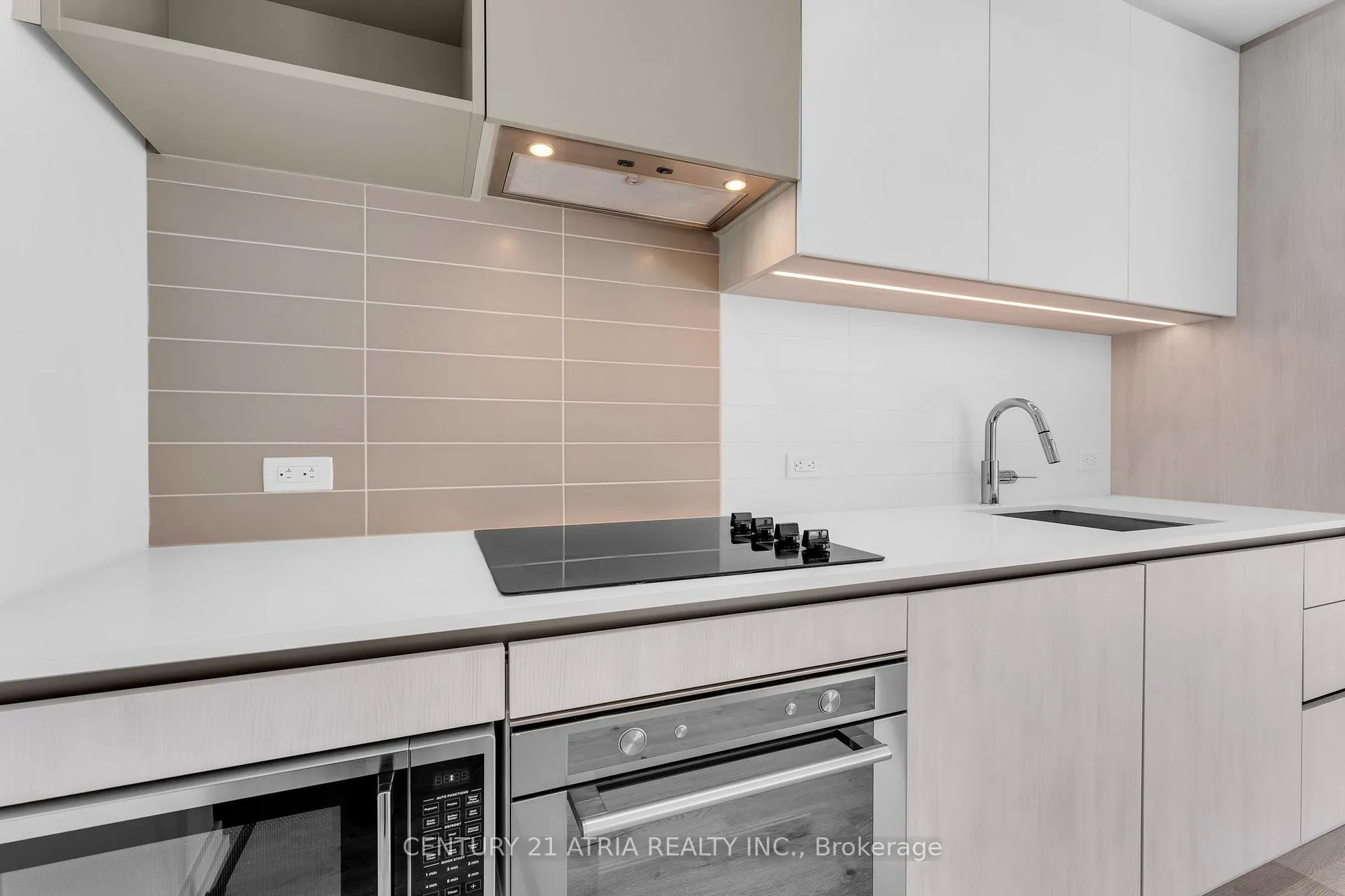 Photo 1 of Unit 5605, 7890 Jane Street, Vaughan, Vaughan Corporate Centre — HOMEH
