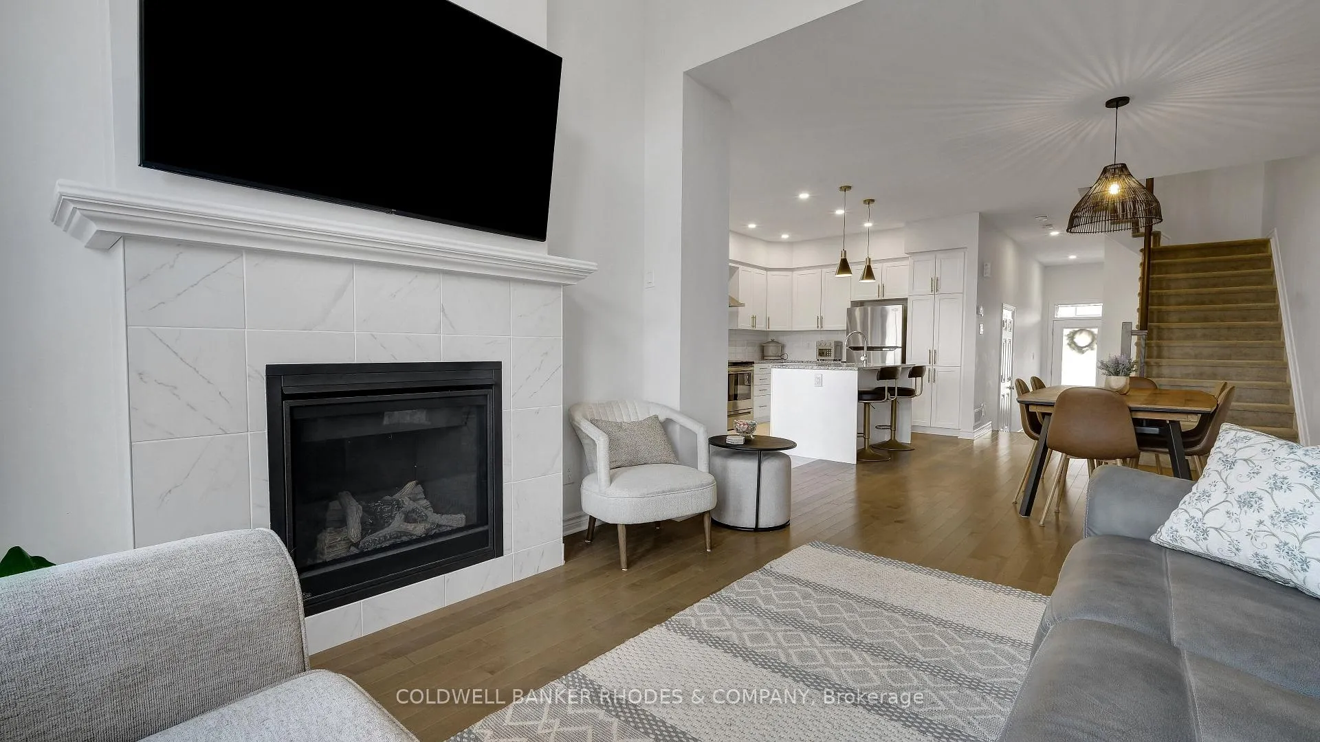 Photo 8 of 862 Chipping Circle, Ottawa, Riverside South — HOMEH