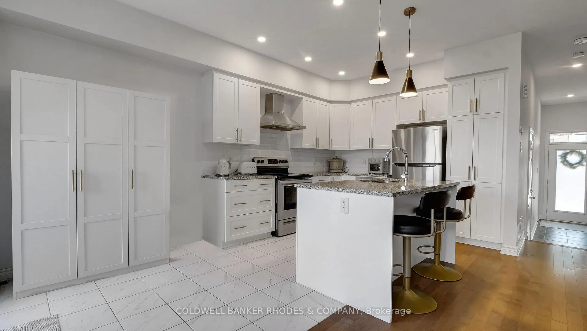 Photo 12 of 862 Chipping Circle, Ottawa, Riverside South — HOMEH