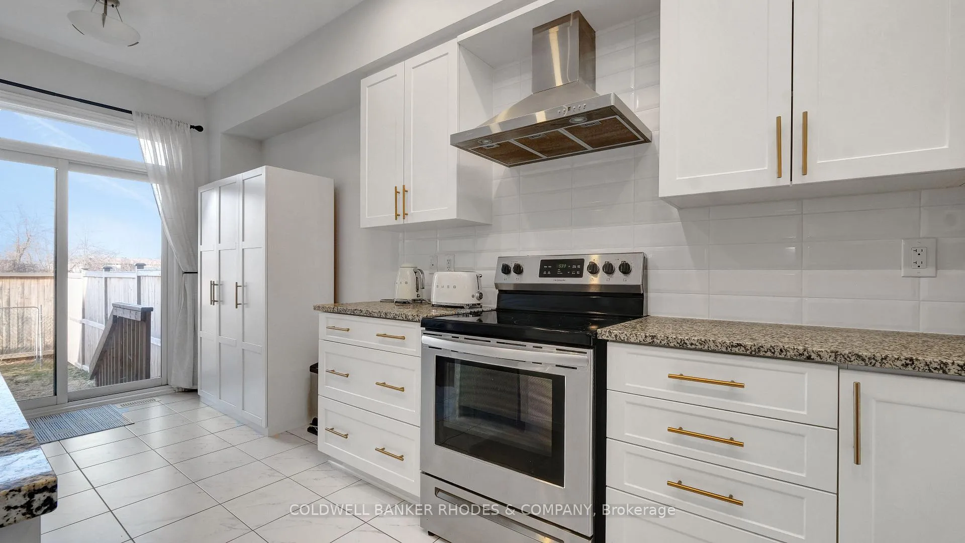 Photo 16 of 862 Chipping Circle, Ottawa, Riverside South — HOMEH