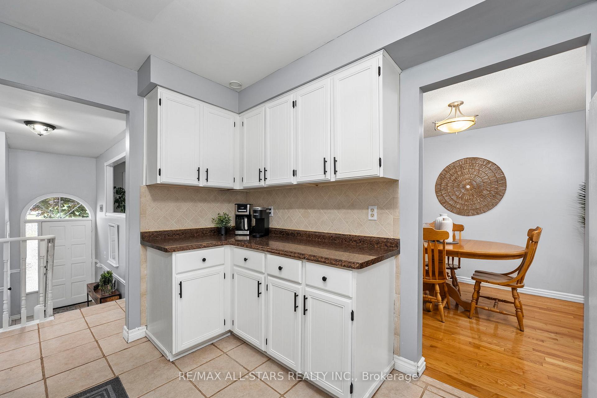 Photo 11 of 3 Fairwood Drive, Georgina, Keswick South — HOMEH
