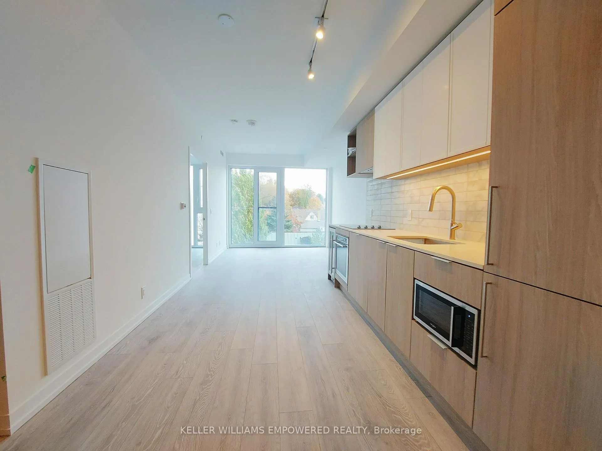 Photo 5 of Unit 538, 2020 Bathurst Street, Toronto, Humewood-Cedarvale — HOMEH