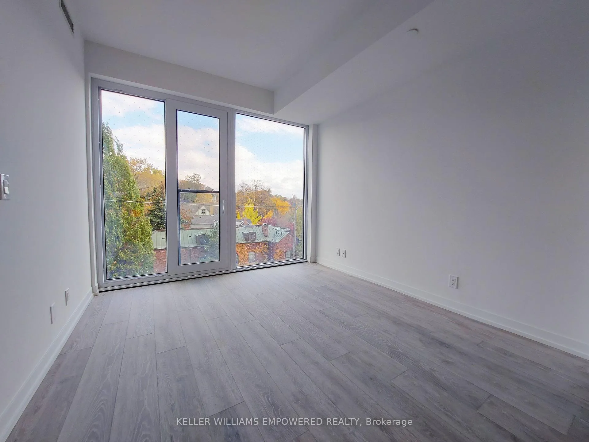 Photo 11 of Unit 538, 2020 Bathurst Street, Toronto, Humewood-Cedarvale — HOMEH