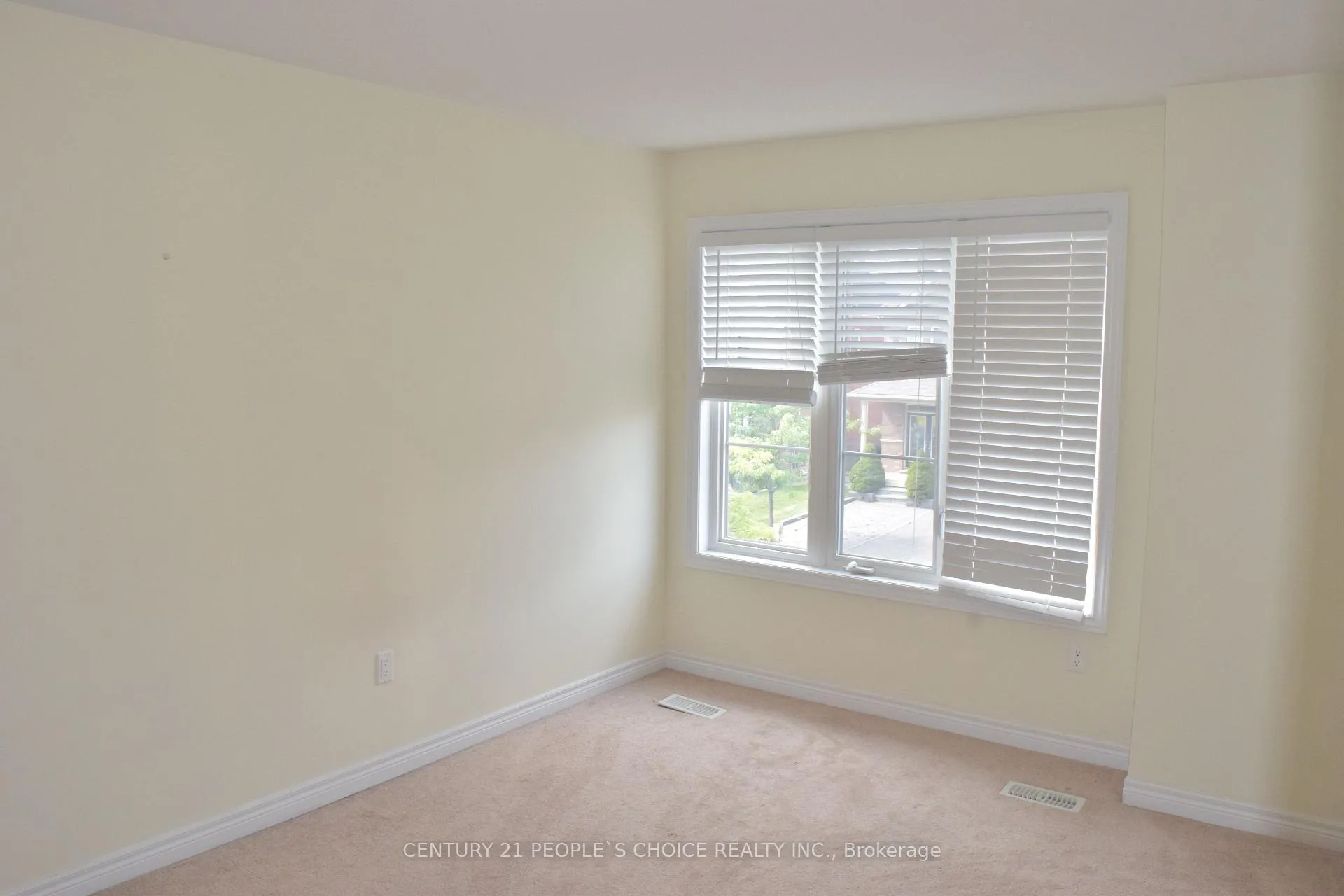Photo 16 of 20 Munch Place, Milton, Willmott — HOMEH