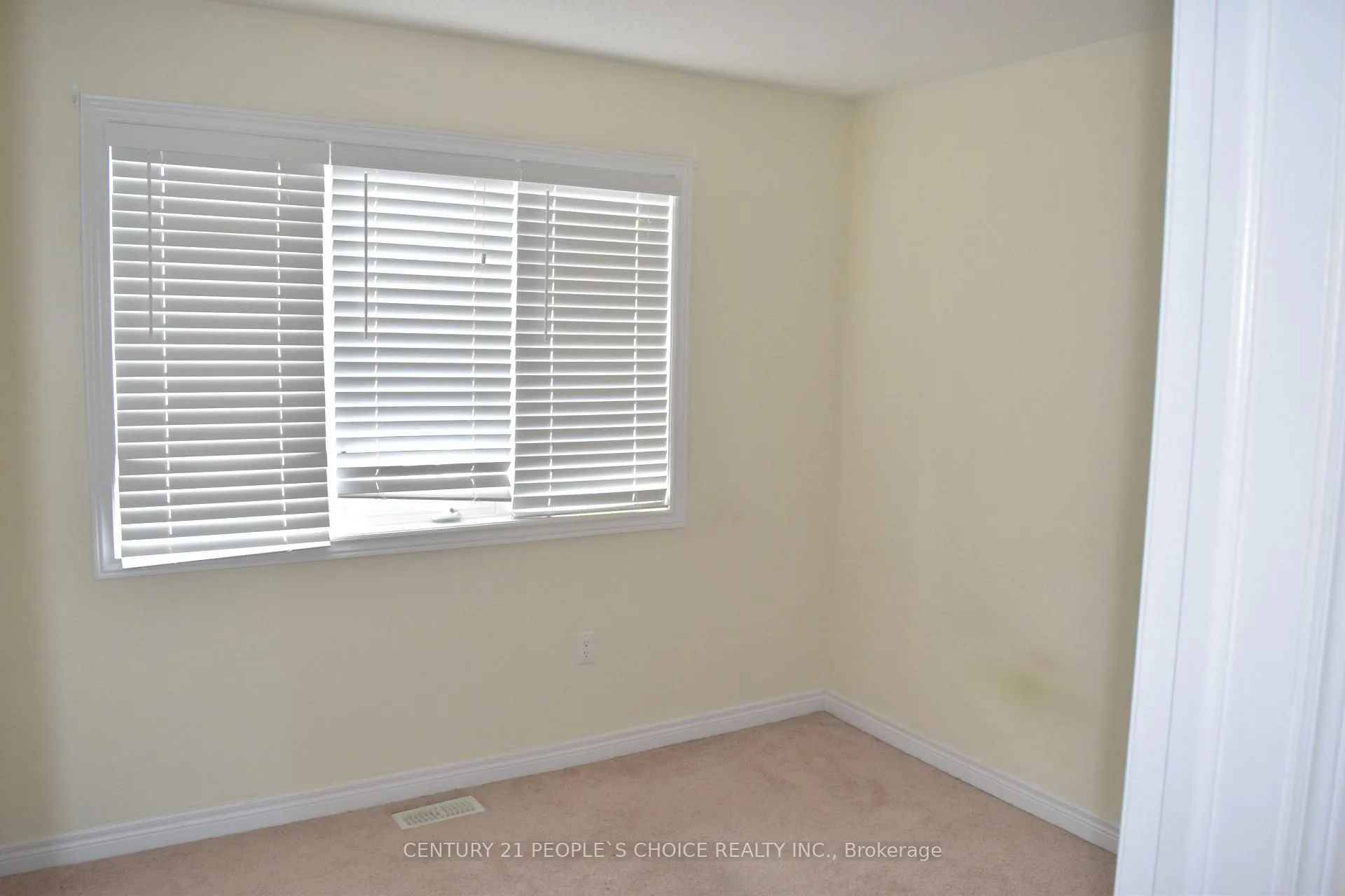 Photo 17 of 20 Munch Place, Milton, Willmott — HOMEH