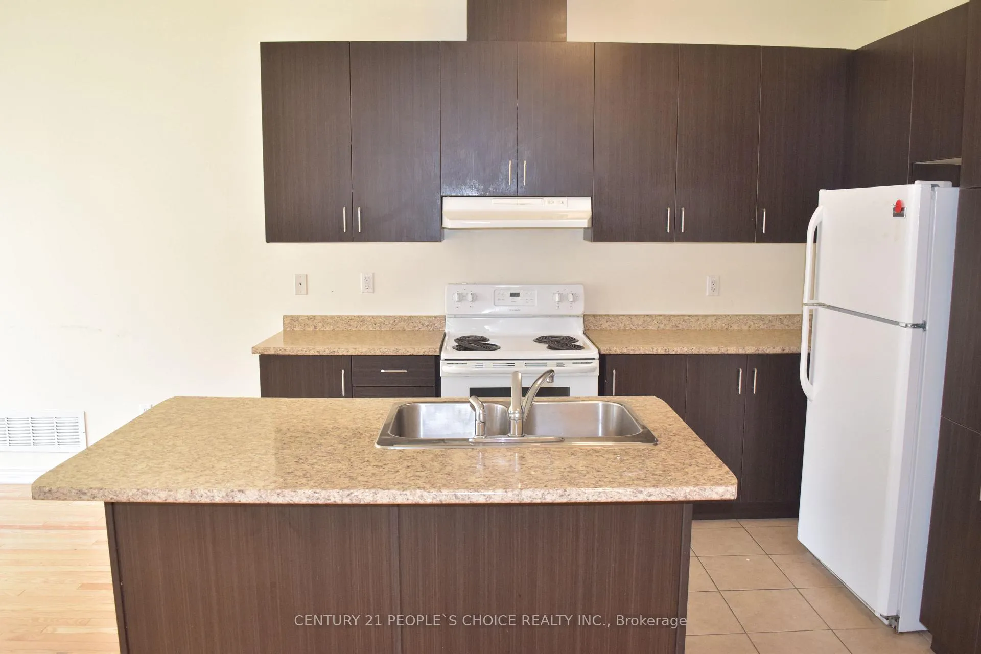 Photo 19 of 20 Munch Place, Milton, Willmott — HOMEH
