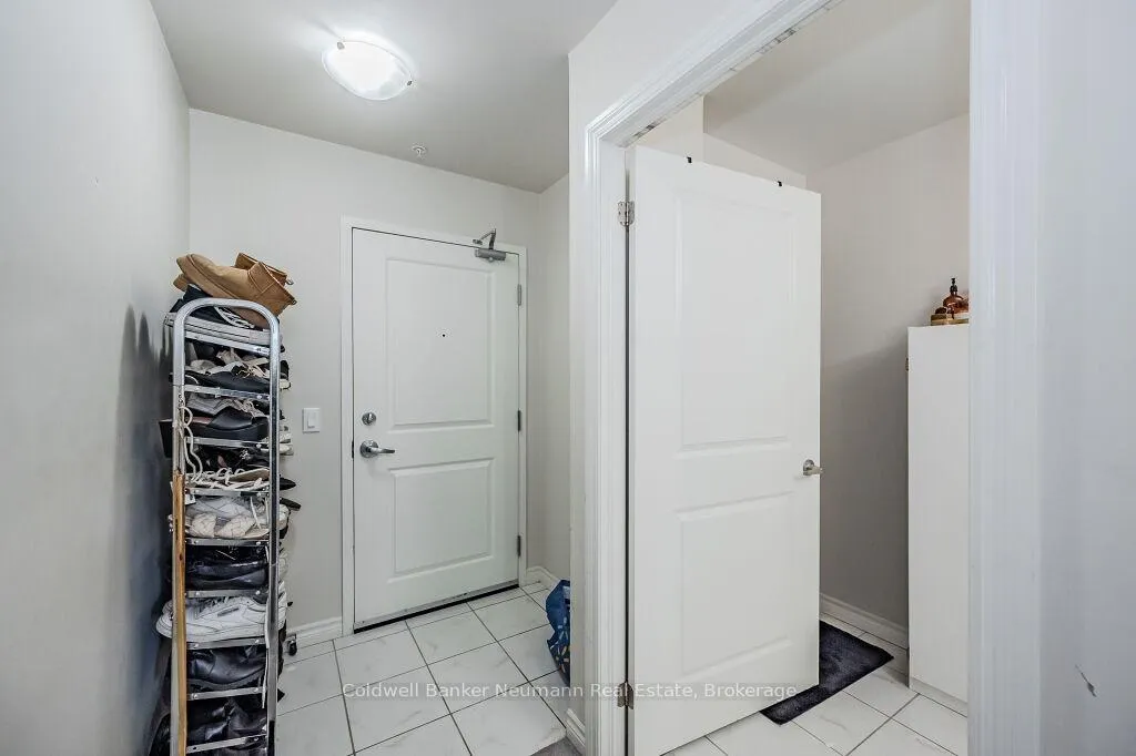 Photo 3 of Unit 405, 1280 Gordon Street E, Guelph, Kortright East — HOMEH