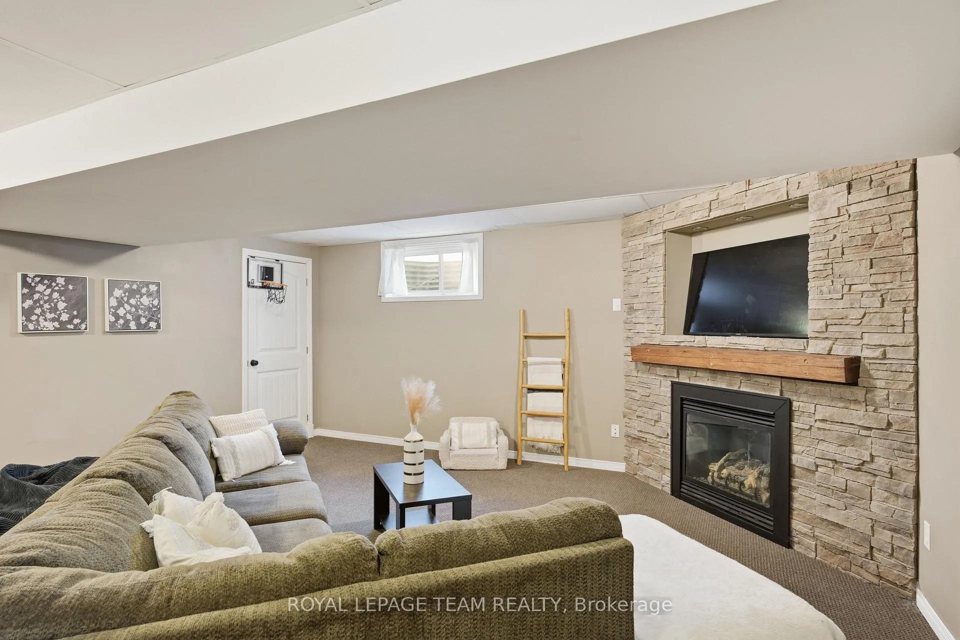 Photo 30 of 116 Mclachlin Street S, Arnprior — HOMEH