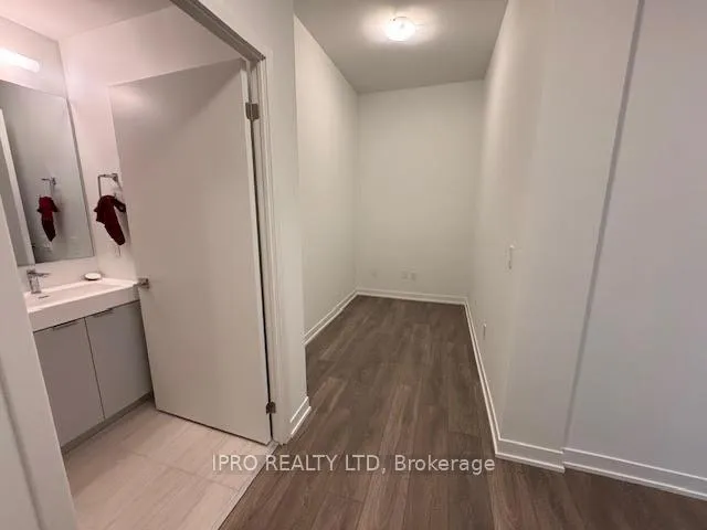 Photo 5 of Unit 602, 474 Caldari Road, Vaughan, Concord — HOMEH