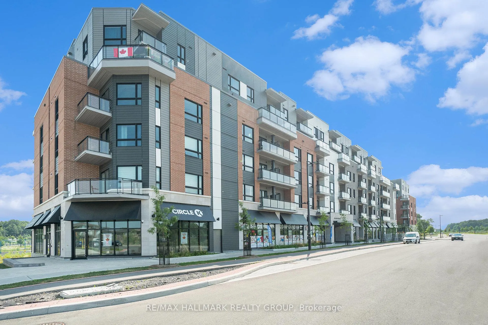 Photo 2 of Unit 318, 1350 Hemlock Road S, Ottawa, CFB Rockcliffe and Area — HOMEH