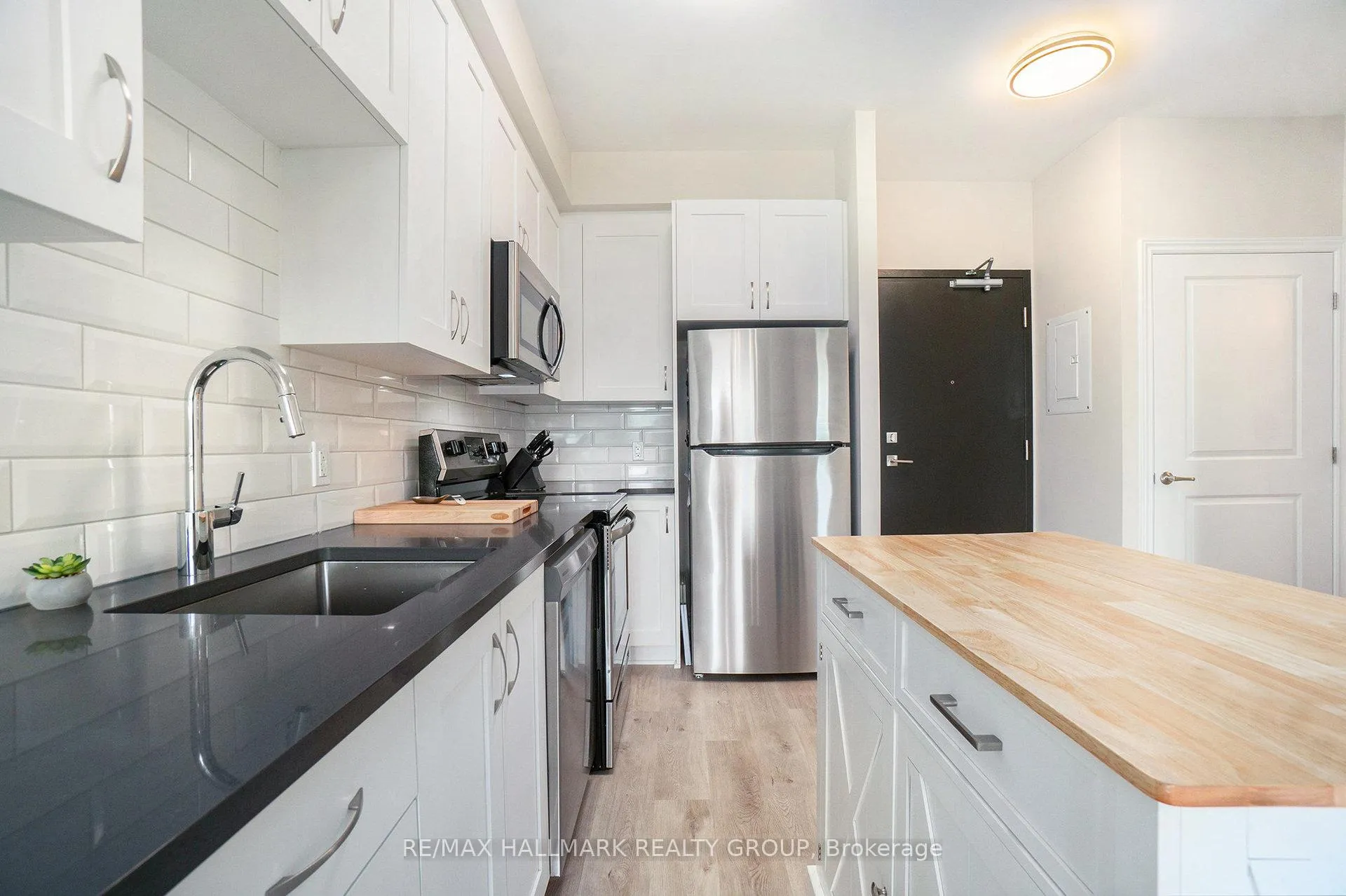 Photo 11 of Unit 318, 1350 Hemlock Road S, Ottawa, CFB Rockcliffe and Area — HOMEH