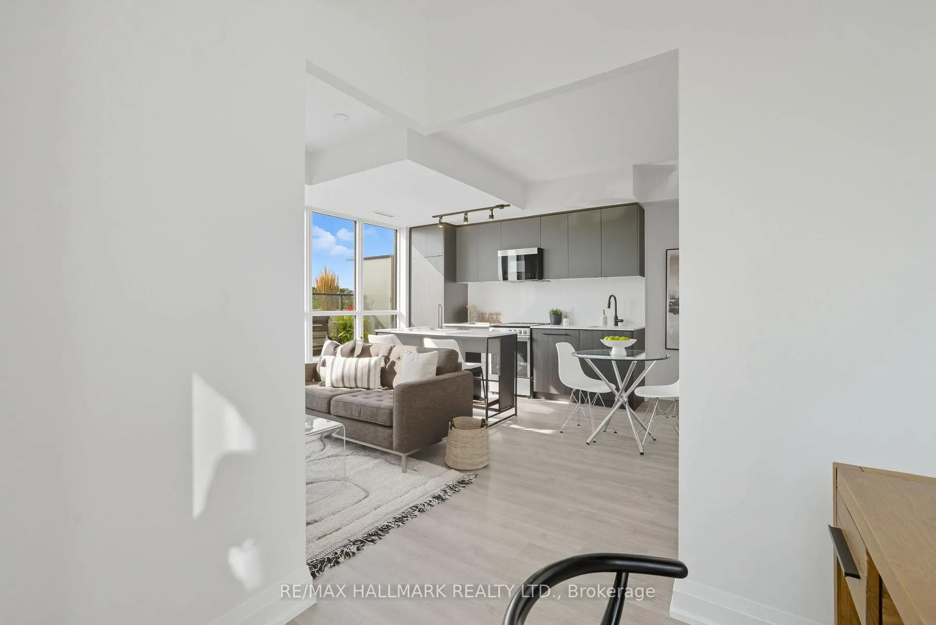 Photo 14 of Unit 513, 2369 Danforth Avenue, Toronto, East End-Danforth — HOMEH