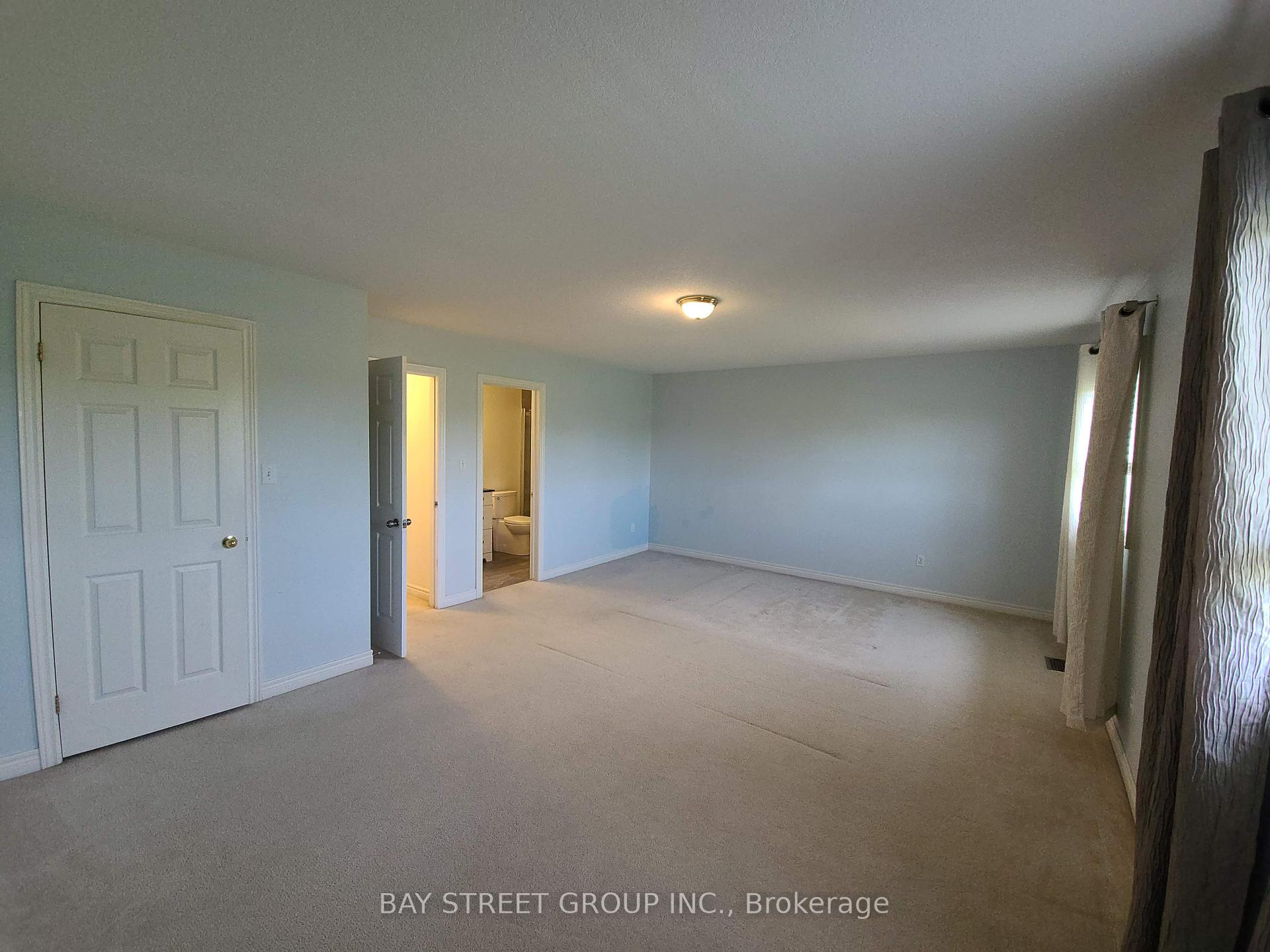 Photo 7 of 5321 Scotia Street, Burlington, Orchard — HOMEH