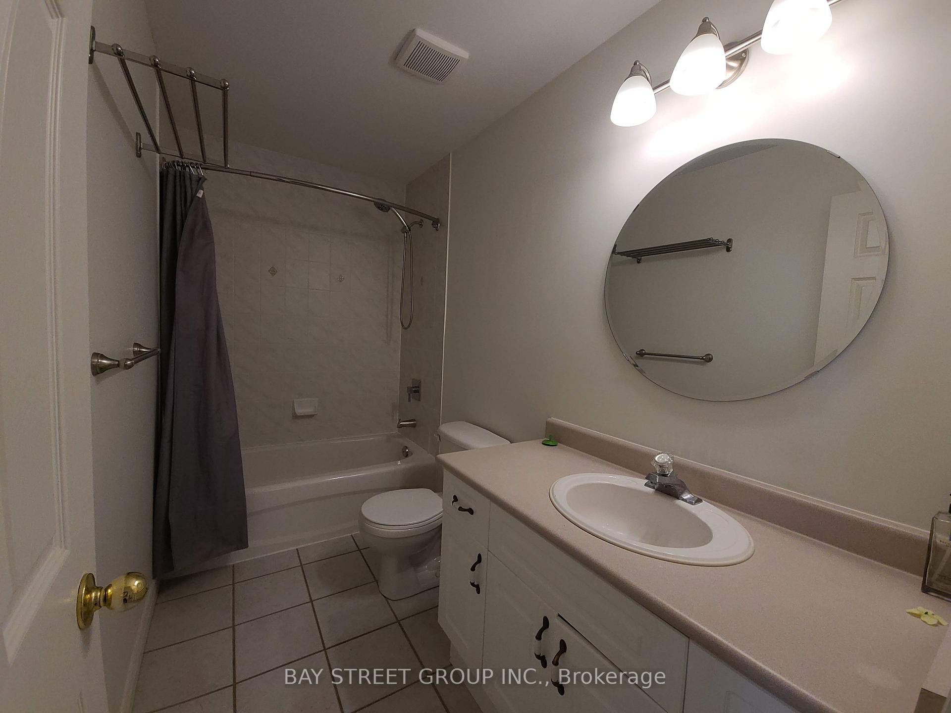 Photo 4 of 5321 Scotia Street, Burlington, Orchard — HOMEH