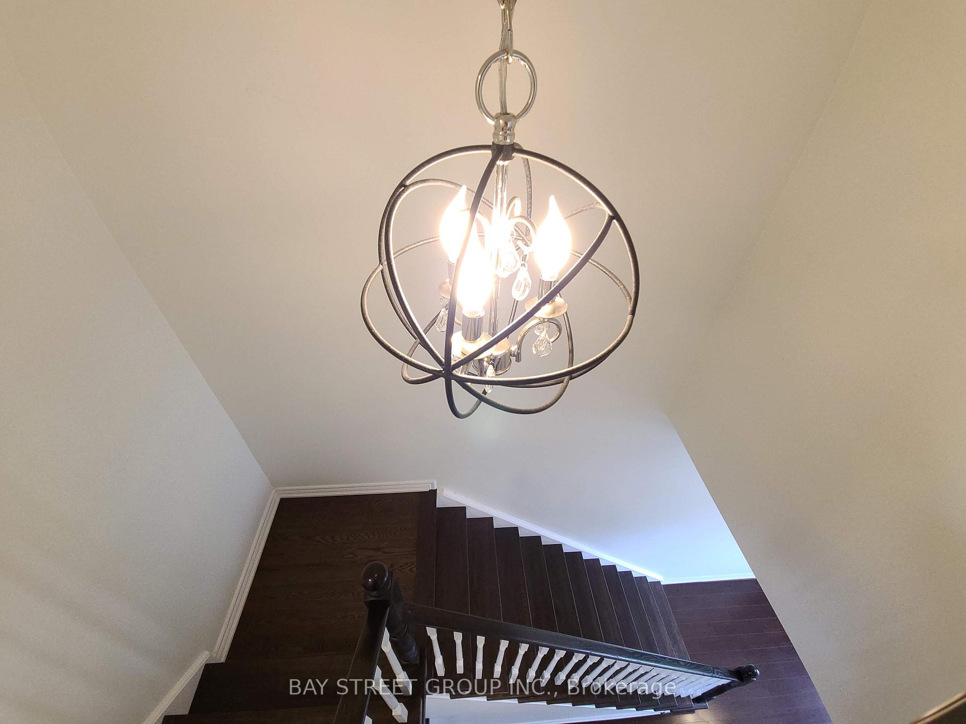 Photo 18 of 5321 Scotia Street, Burlington, Orchard — HOMEH