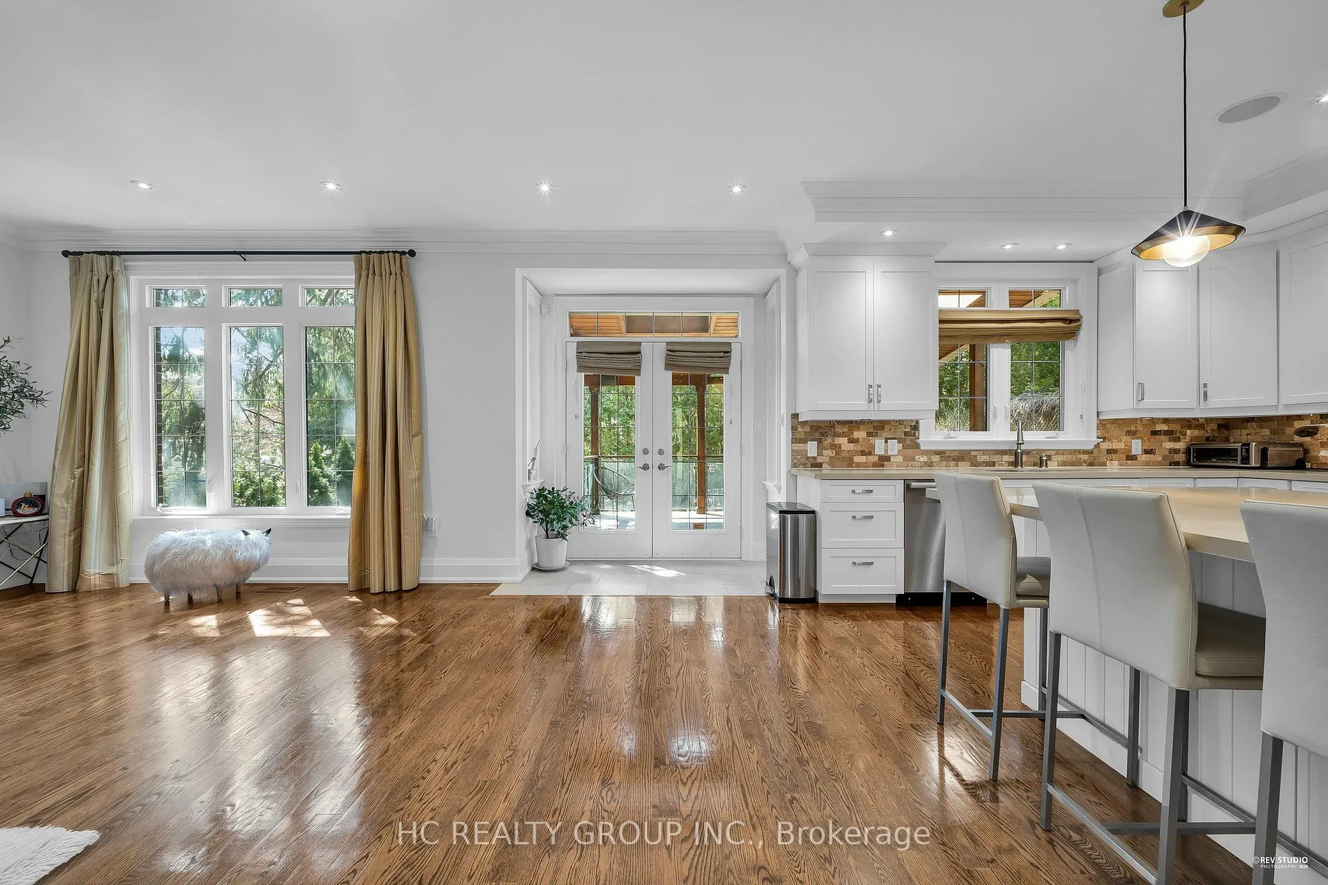 Photo 14 of 12 Rappert Avenue, North York, Bridle Path-Sunnybrook-York Mills — HOMEH