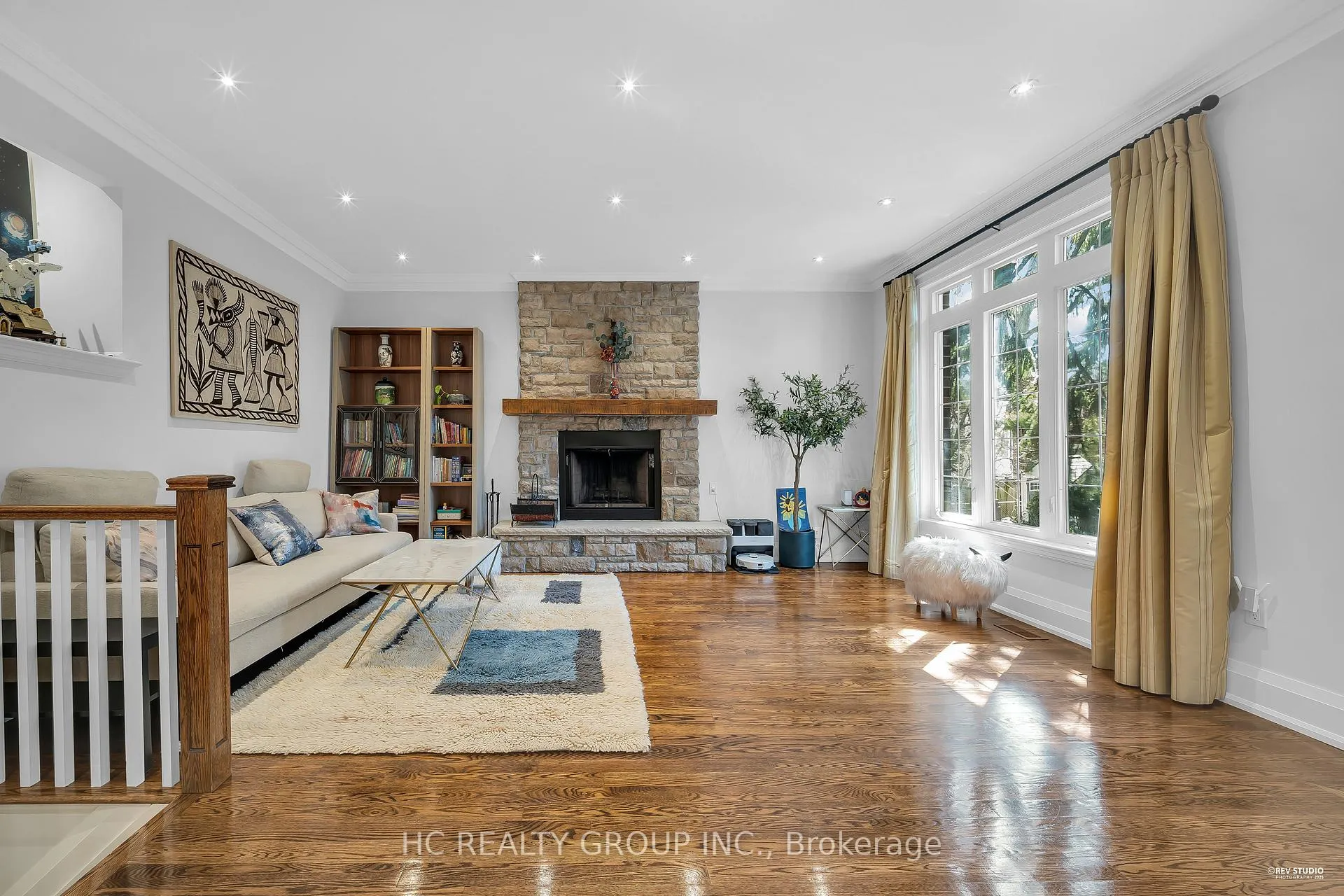 Photo 15 of 12 Rappert Avenue, North York, Bridle Path-Sunnybrook-York Mills — HOMEH