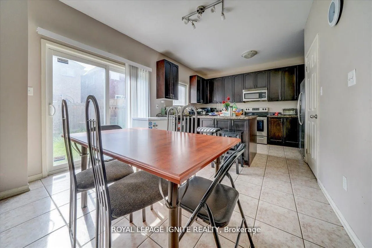 Photo 8 of 94 Gillett Drive, Ajax, Northeast Ajax — HOMEH
