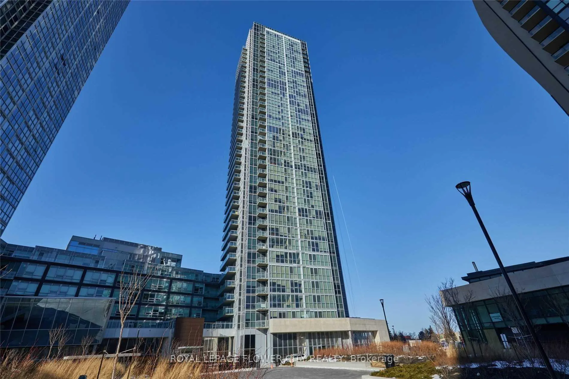 Photo 3 of Unit 1101, 2916 Highway 7, Vaughan, Concord — HOMEH
