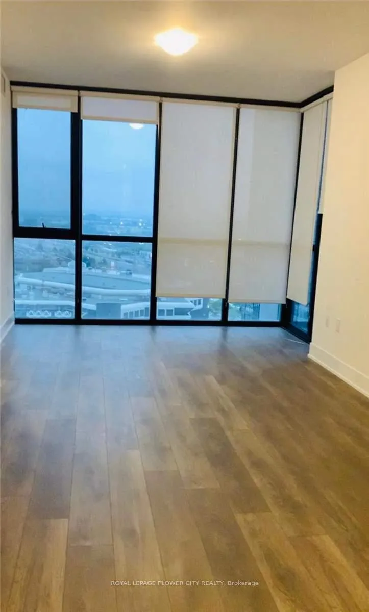 Photo 7 of Unit 1101, 2916 Highway 7, Vaughan, Concord — HOMEH