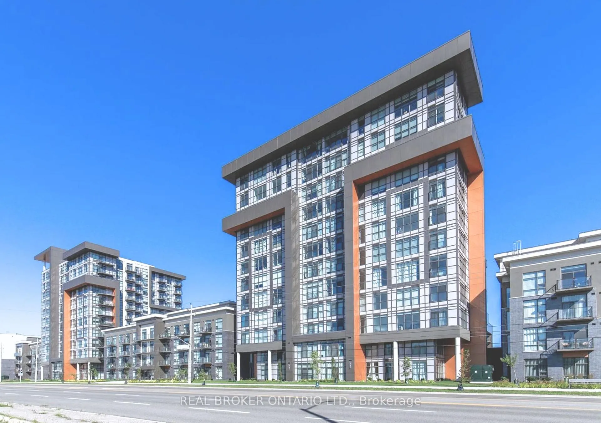 Photo 1 of Unit 117, 460 Dundas Street E, Hamilton, Waterdown — HOMEH