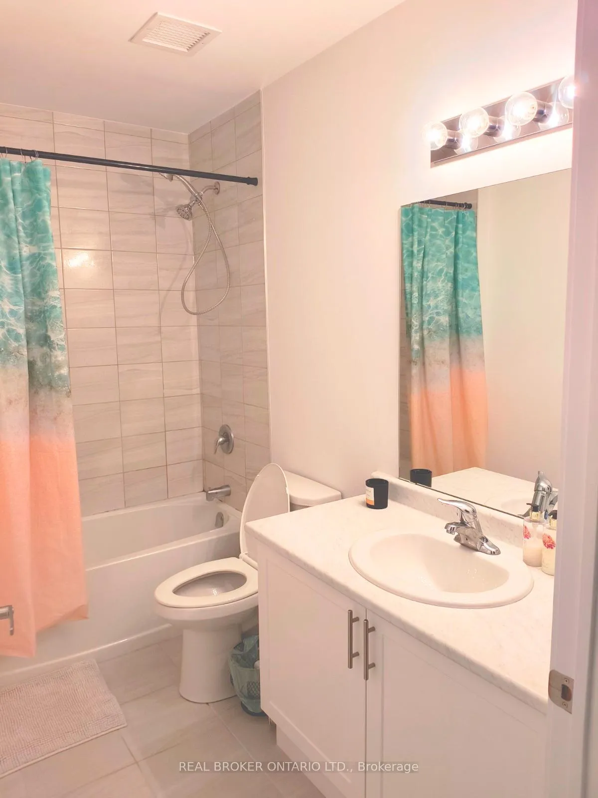 Photo 11 of Unit 117, 460 Dundas Street E, Hamilton, Waterdown — HOMEH