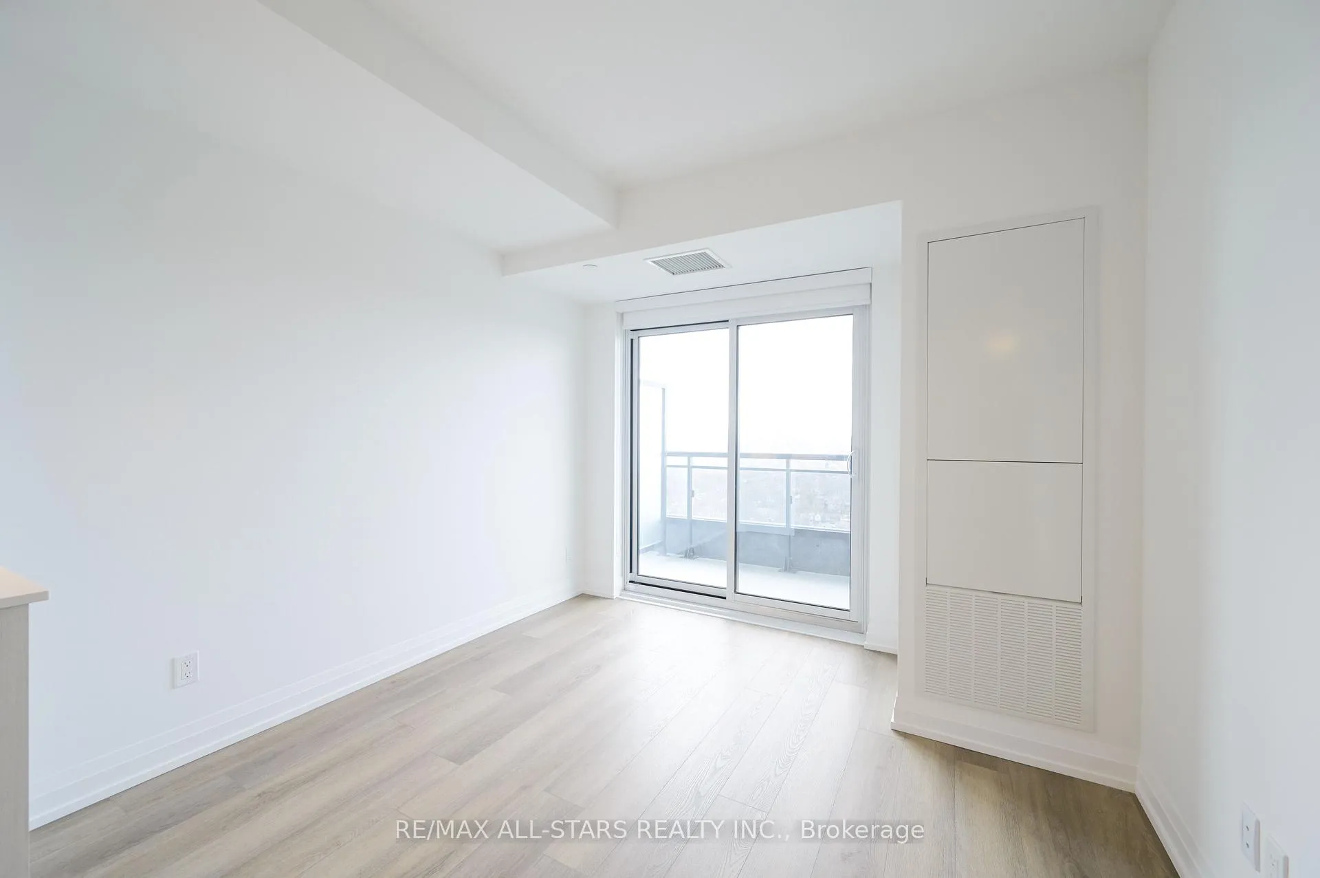 Photo 11 of Unit 2210, 286 Main Street, Toronto, East End-Danforth — HOMEH