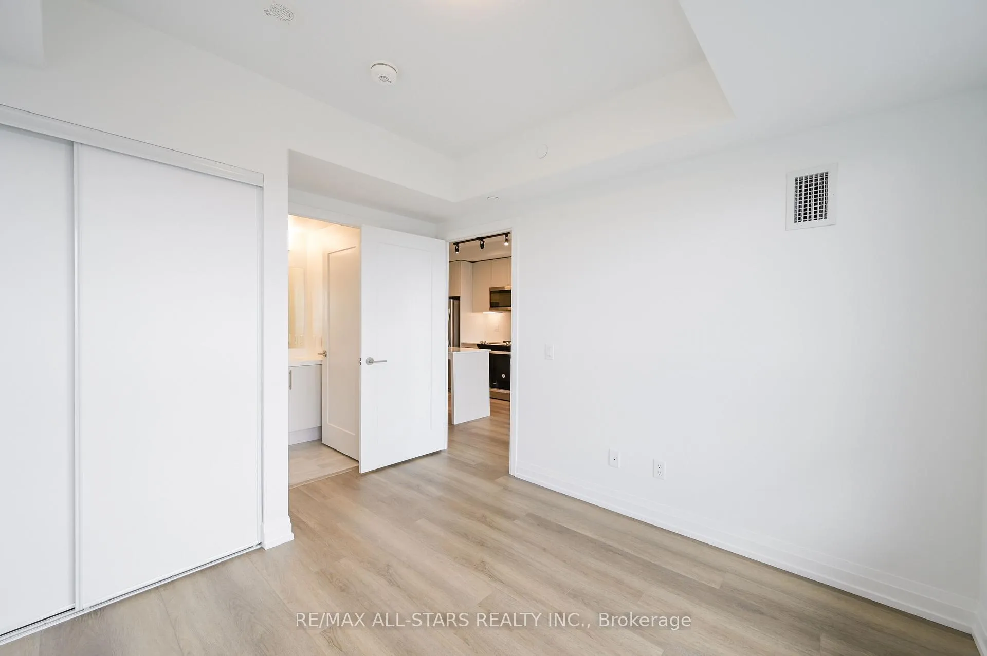 Photo 16 of Unit 2210, 286 Main Street, Toronto, East End-Danforth — HOMEH