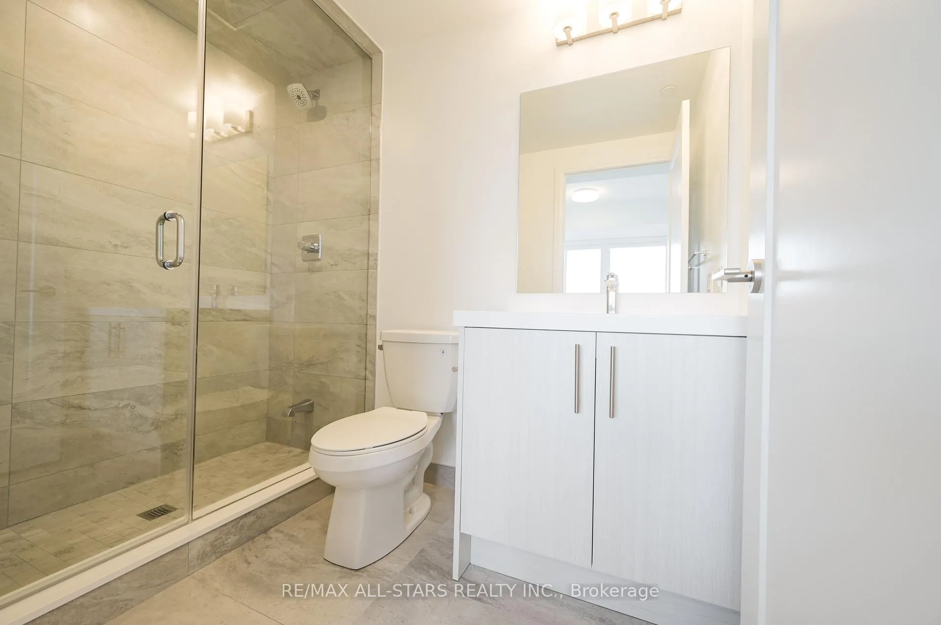 Photo 17 of Unit 2210, 286 Main Street, Toronto, East End-Danforth — HOMEH