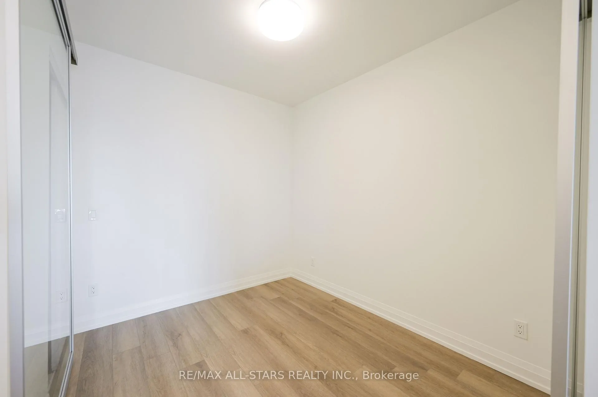 Photo 18 of Unit 2210, 286 Main Street, Toronto, East End-Danforth — HOMEH