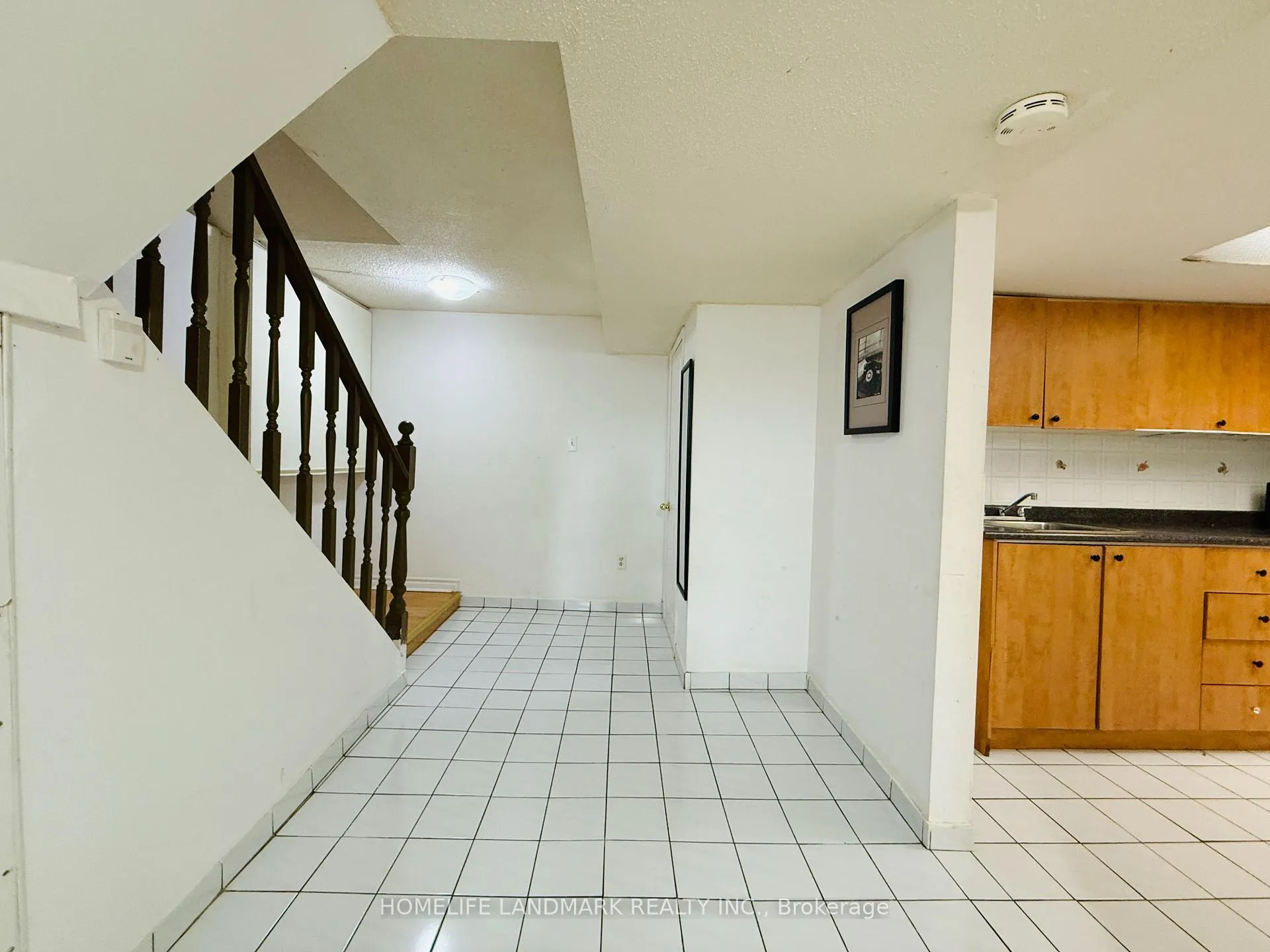 Photo 4 of Unit BSMT, 3 Halder Crescent, Markham, Milliken Mills East — HOMEH