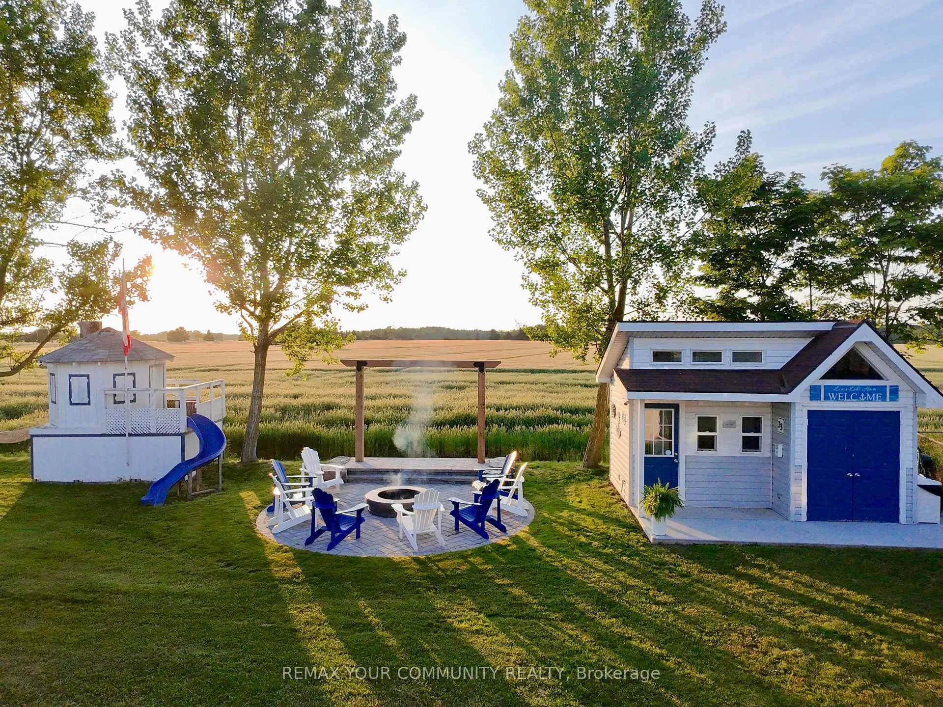 Photo 2 of 33 Fairwell Avenue, Haldimand — HOMEH