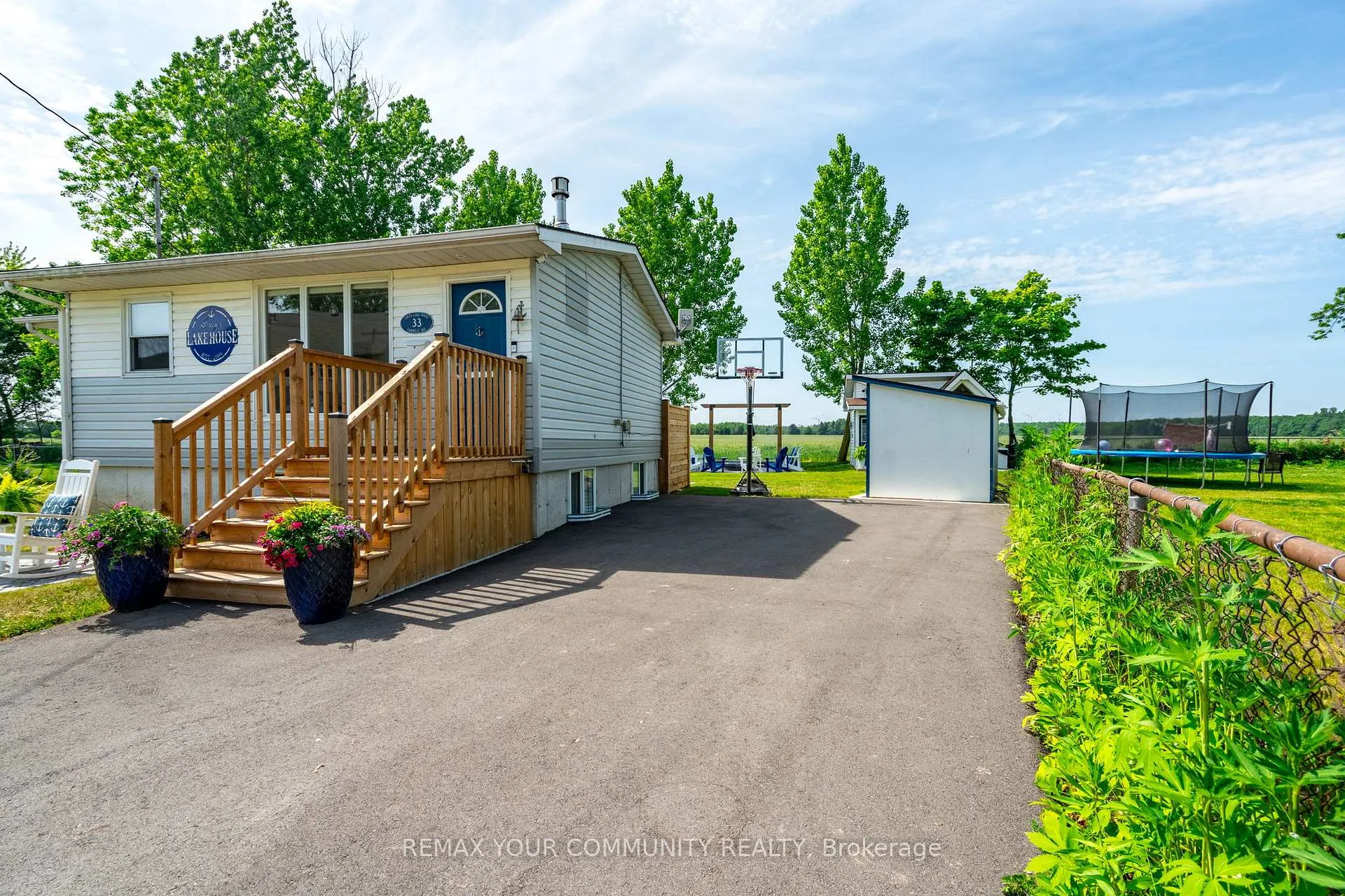 Photo 5 of 33 Fairwell Avenue, Haldimand — HOMEH