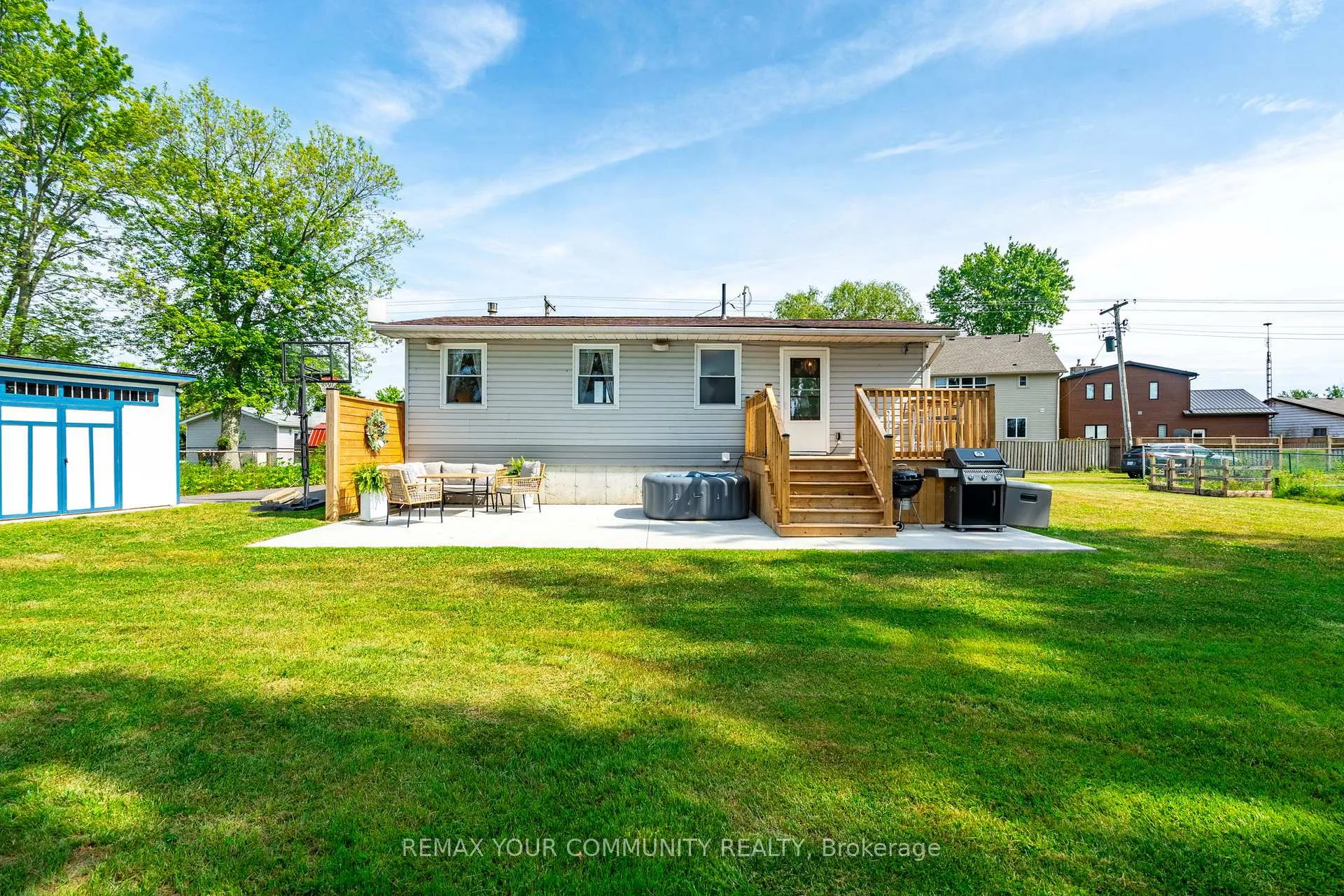 Photo 41 of 33 Fairwell Avenue, Haldimand — HOMEH