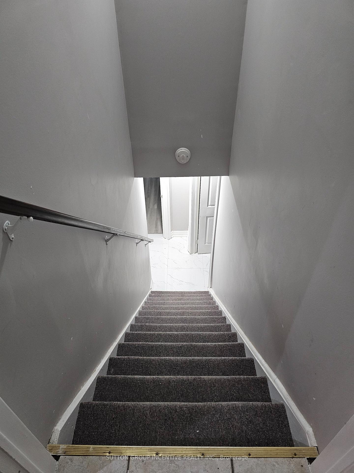 Photo 12 of 59 Baldwin Lane, Barrie, Allandale Heights — HOMEH